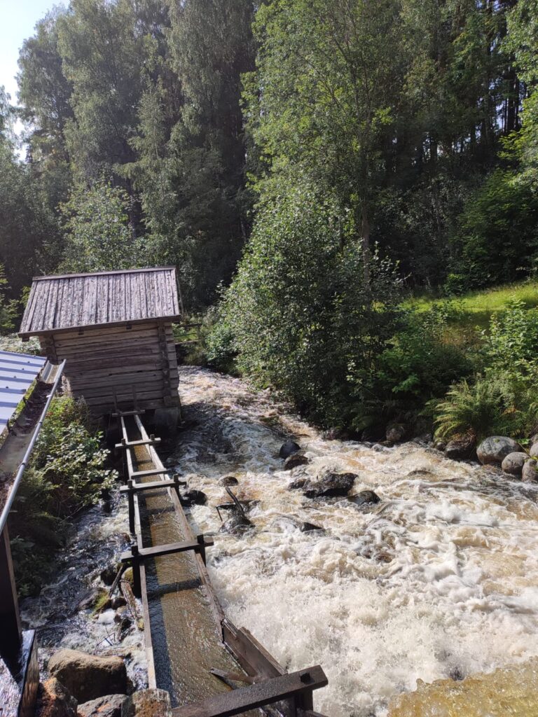 IMG 20230821 WA0039 Wasser treibt die Hämmer