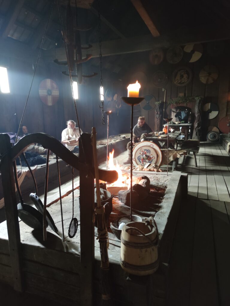 Das Viborg Hemd und ein nasses Ribe 9 Ribe Viking Center IMG 20230807 134751 Das Viborg Hemd und ein nasses Ribe