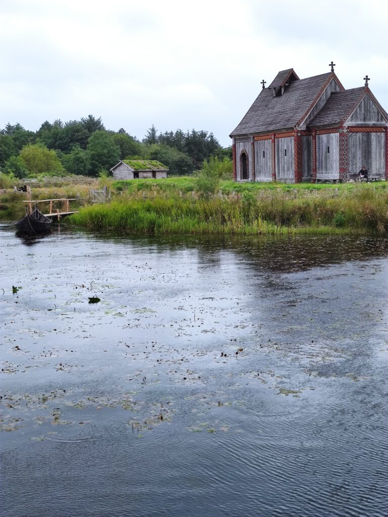 Das Viborg Hemd und ein nasses Ribe 4 Ribe Viking Center IMG 20230807 135709 Das Viborg Hemd und ein nasses Ribe